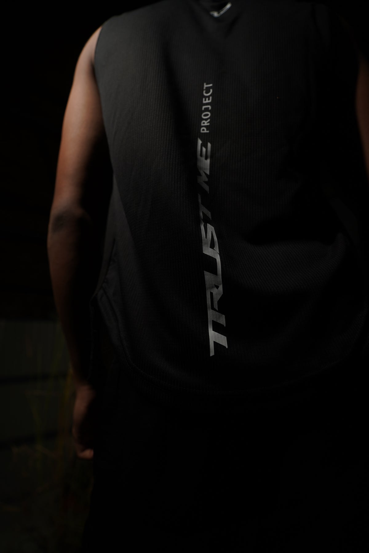 RUNNERS TANK