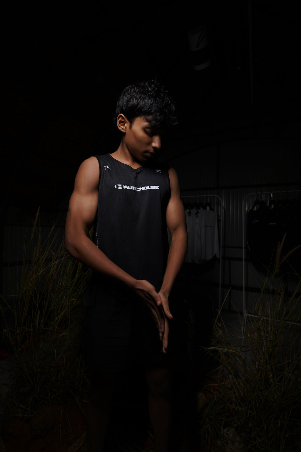 RUNNERS TANK