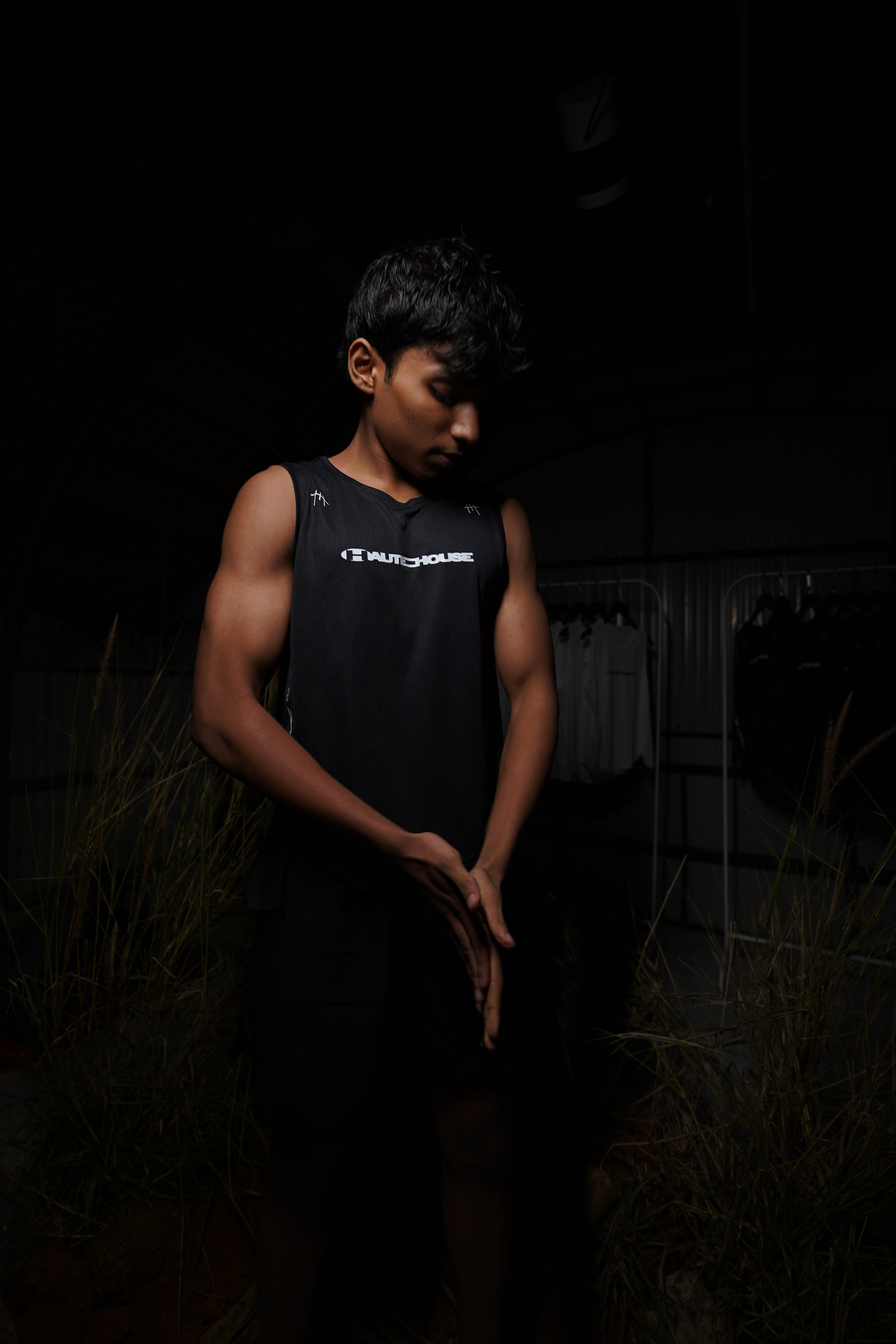 RUNNERS TANK