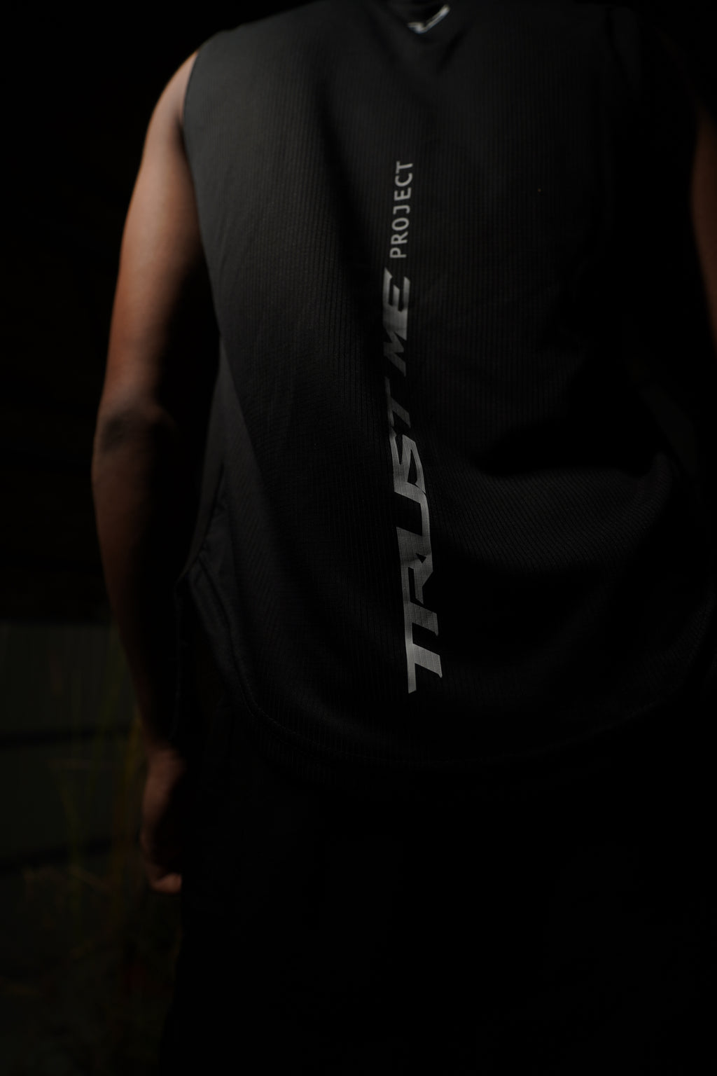 RUNNERS TANK